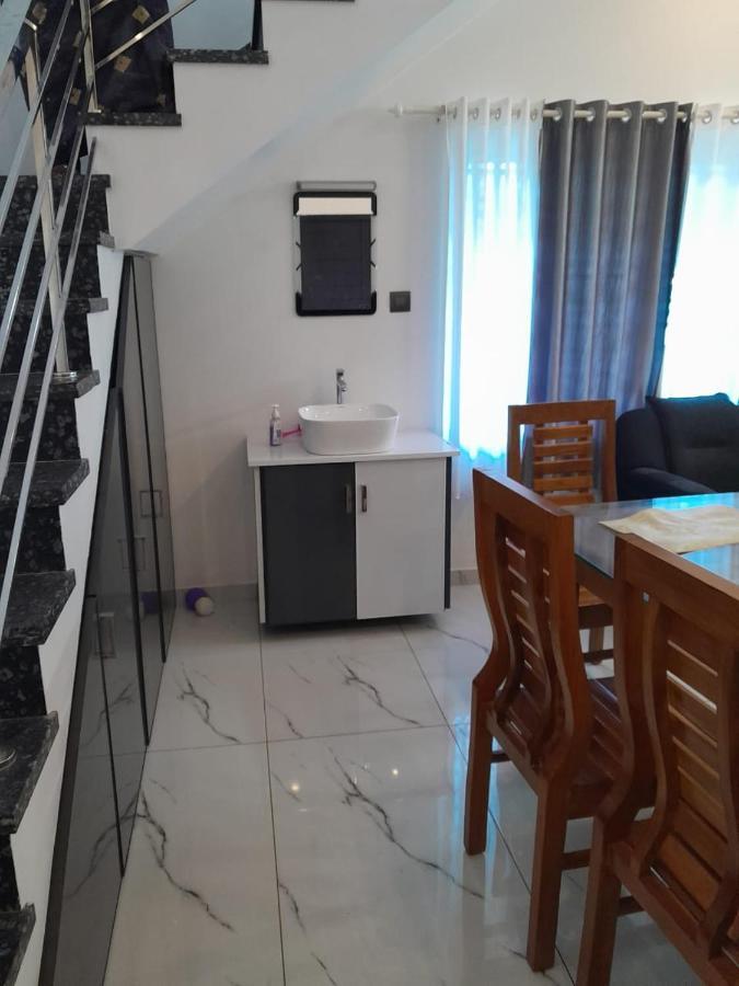 Enocean Homestay Cherai Beach Esterno foto